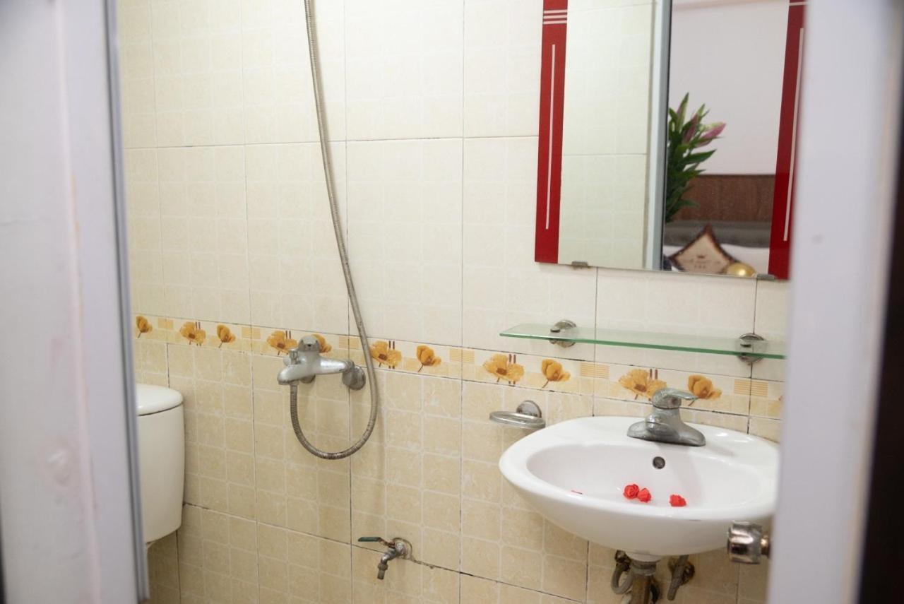 Hottel Ha Thanh Hanoi Exterior foto
